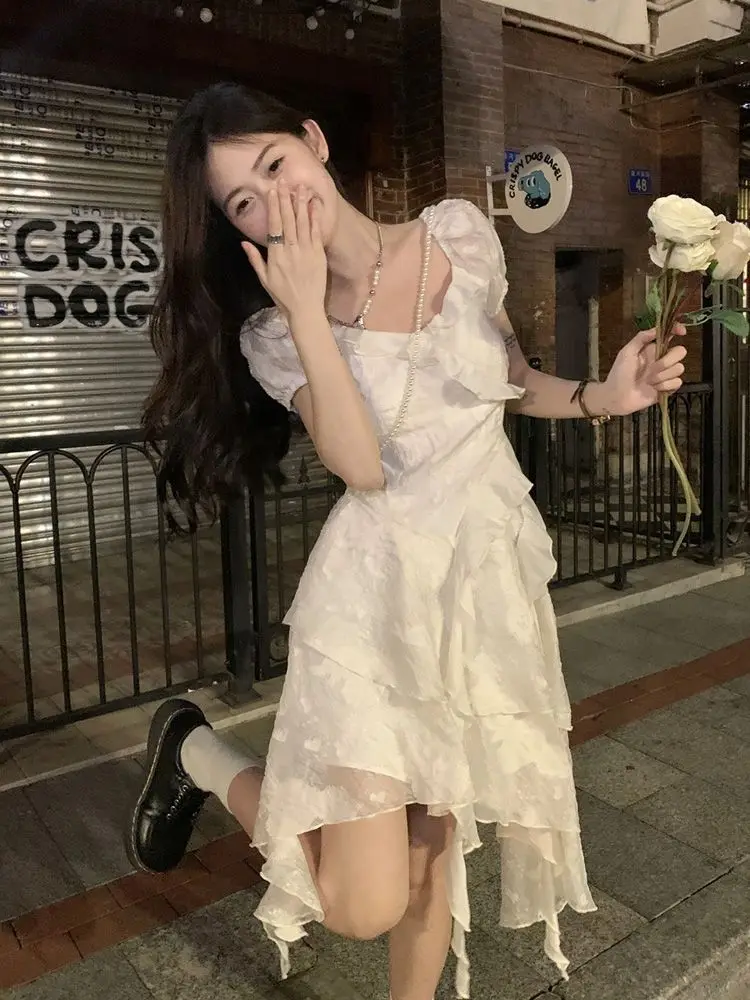 Dress women's 2025 summer new collection waist cinching and slimming ruffle edge irregular temperament skirt
Dress women's 2025 summer new collection waist cinching and slimming ruffle edge irregular temperament skirt
