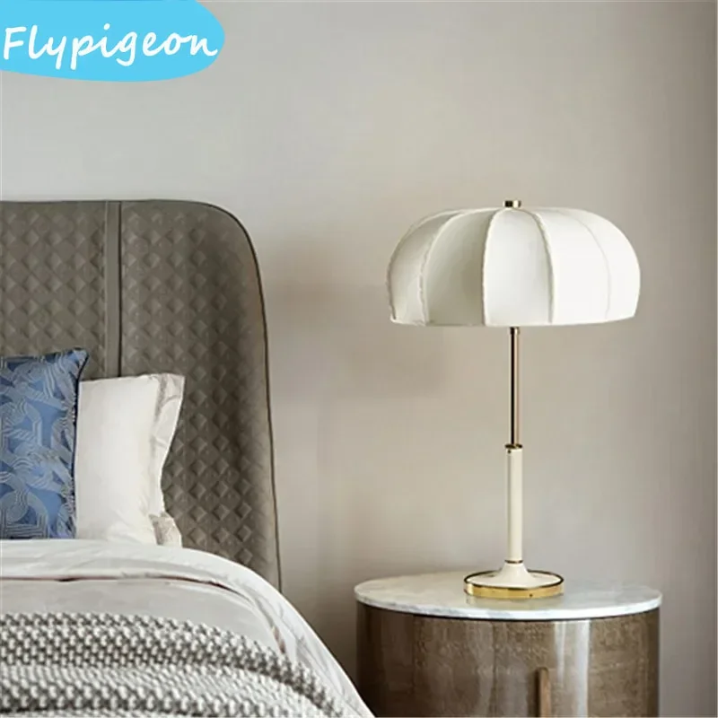 Bauhaus Table Lamp Umbrella Fabric Desk Lamp Modern Creative Table Light for Living Room Bedroom Bedside Home Decor Nights Light
Bauhaus Table Lamp Umbrella Fabric Desk Lamp Modern Creative Table Light for Living Room Bedroom Bedside Home Decor Nights Light