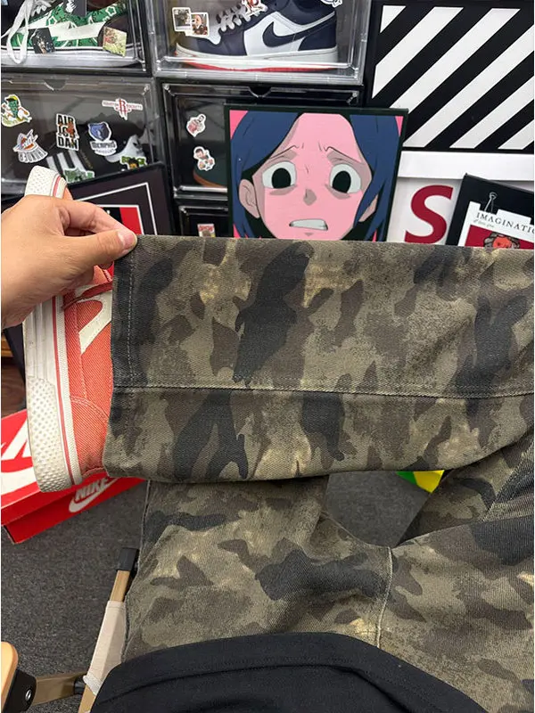 American Sle Thiened Camouflage Men's Jeans Straight Leg Workwear Pants mid Waist Zipper Closure Winter Faion
American Sle Thiened Camouflage Men's Jeans Straight Leg Workwear Pants mid Waist Zipper Closure Winter Faion
