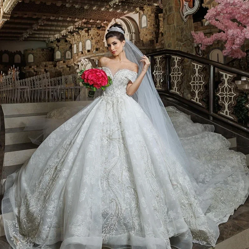 Glitter Wedding Dress Embroidered Lace On Net With Bead Princess Ballgown Sequins Bride Boat Neck Sleeveless Customized Lace Up
Glitter Wedding Dress Embroidered Lace On Net With Bead Princess Ballgown Sequins Bride Boat Neck Sleeveless Customized Lace Up