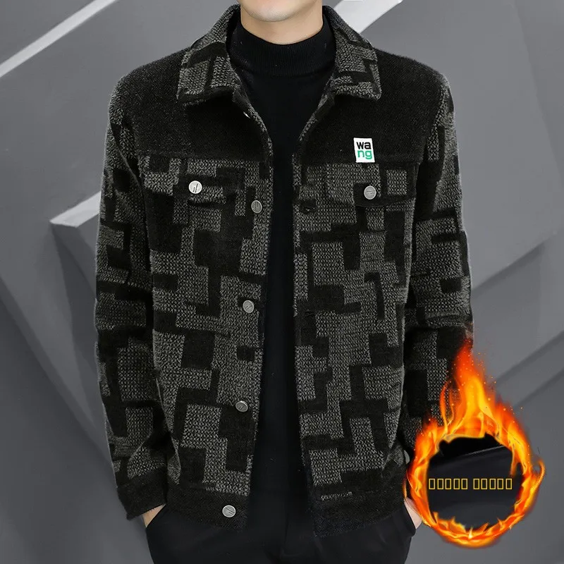 Autumn Winter Men's Jaet Korean Sle Trendy Slim Fit Plaid ort Coat Briti Sle Woolen Coat Gold Mink Velvet Inner
Autumn Winter Men's Jaet Korean Sle Trendy Slim Fit Plaid ort Coat Briti Sle Woolen Coat Gold Mink Velvet Inner