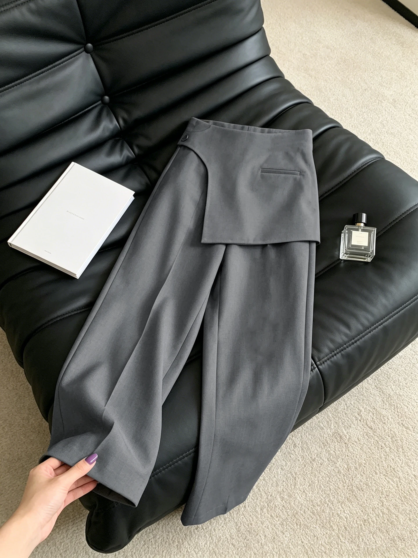High Waist Loose Straight Leg Pants Women's Casual Suit Pants Korean Style Layered Look Summer Fashion Casual Trousers
High Waist Loose Straight Leg Pants Women's Casual Suit Pants Korean Style Layered Look Summer Fashion Casual Trousers