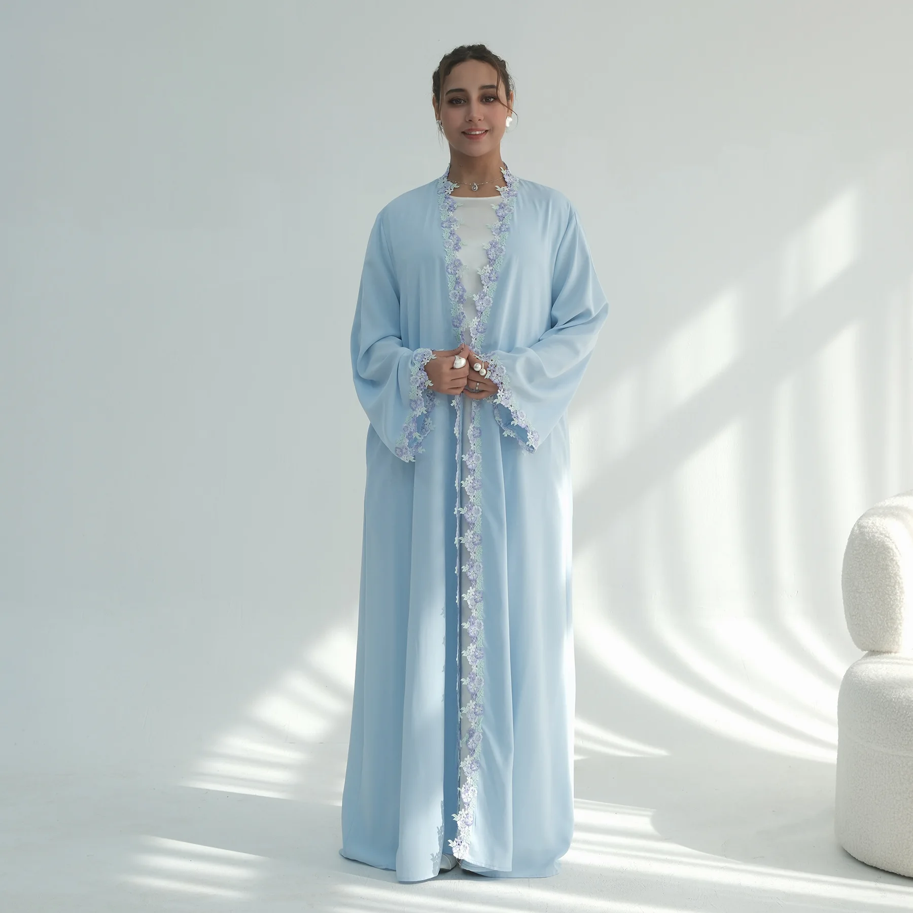 2025 Islamic Clothing Premium Nida Lace Floral Embroidery Luxury Abaya Women Muslim Dress Dubai Front Open Abaya
2025 Islamic Clothing Premium Nida Lace Floral Embroidery Luxury Abaya Women Muslim Dress Dubai Front Open Abaya