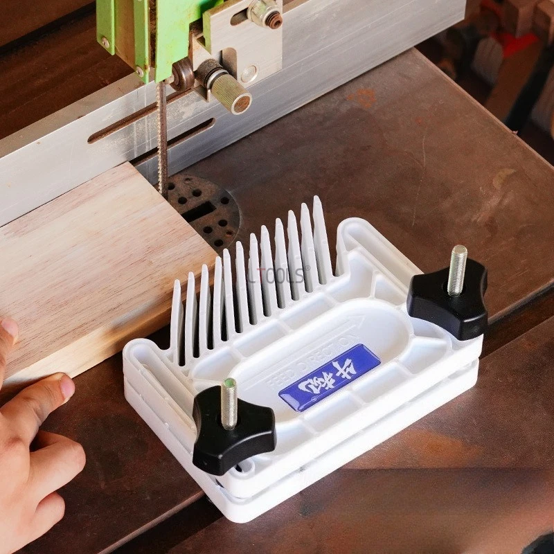 Multi-functional Woodworking Featherboard 0-100mm Adjustable Feather Loc Board Set Engraving Machine Table Saw Auxiliary Tools
Multi-functional Woodworking Featherboard 0-100mm Adjustable Feather Loc Board Set Engraving Machine Table Saw Auxiliary Tools