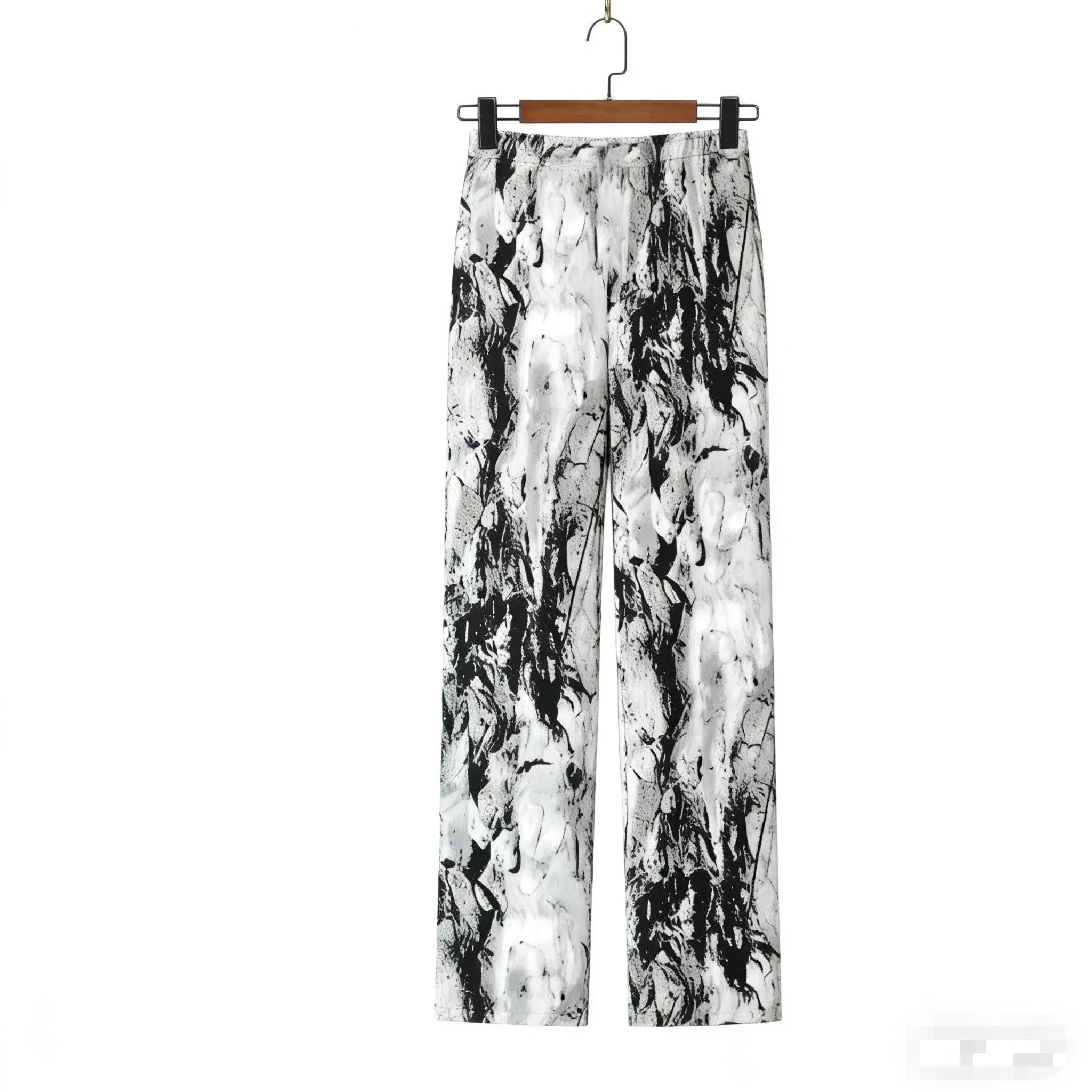 New European and American Hot Selling Men's and Women's Casual Sports Color Blocked Retro Fallen Leaf Flower Wide Leg Pants
New European and American Hot Selling Men's and Women's Casual Sports Color Blocked Retro Fallen Leaf Flower Wide Leg Pants