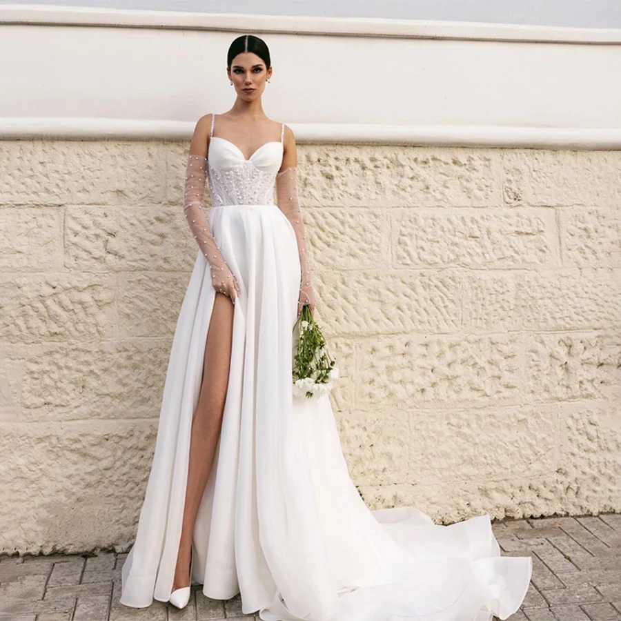Customized Sweetheart With Beads Spaghetti Straps Sleeve Wedding Dress A-Line Backless Lace Up And Zipper Evening Gowns
Customized Sweetheart With Beads Spaghetti Straps Sleeve Wedding Dress A-Line Backless Lace Up And Zipper Evening Gowns