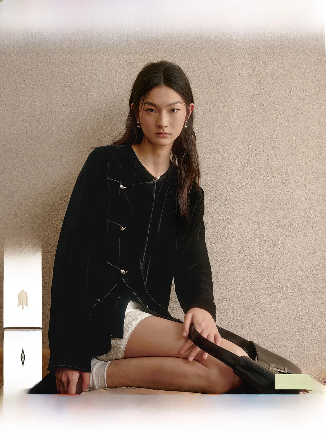 Chinese Style Velvet Shirt Loose Fit Autumn 2024 Seasonal Button up Top Silk Blend Long Sleeve Color Women's Premium Fa...
Chinese Style Velvet Shirt Loose Fit Autumn 2024 Seasonal Button up Top Silk Blend Long Sleeve Color Women's Premium Fa...