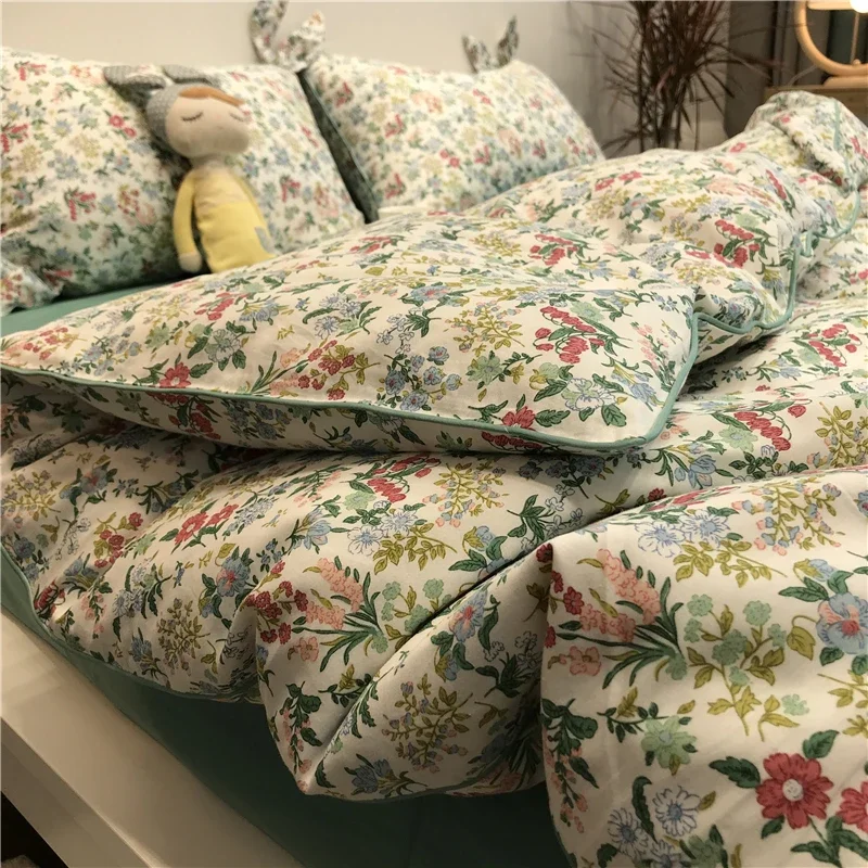 American pastoral small floral bed four-piece set small fragrant wind Korean girl heart cotton pure cotton quilt cover
American pastoral small floral bed four-piece set small fragrant wind Korean girl heart cotton pure cotton quilt cover