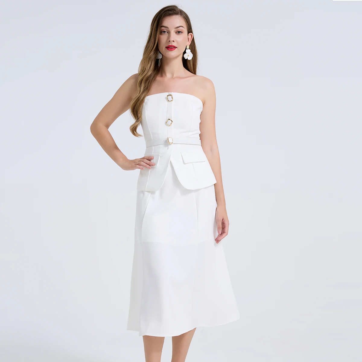 2 Piece Set Women Outfits Elegant Diamond Buttons Belt Strapless Tops With Skirt for Business Meetings Office Wear Formal Events
2 Piece Set Women Outfits Elegant Diamond Buttons Belt Strapless Tops With Skirt for Business Meetings Office Wear Formal Events