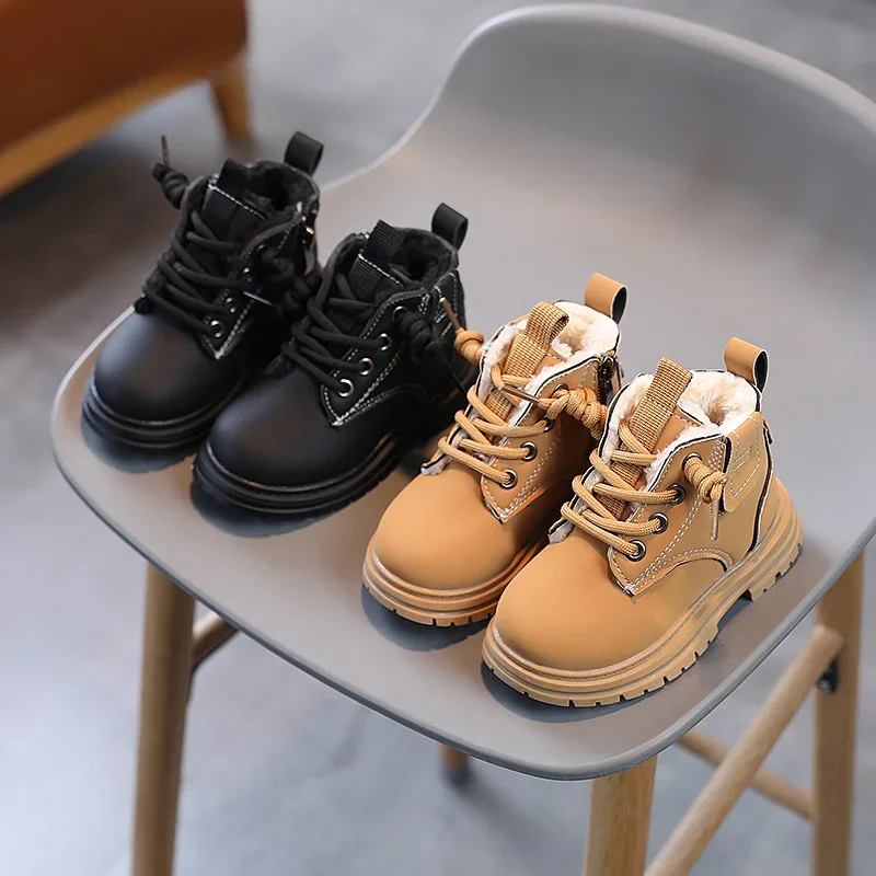 New Children's Fashion Boots Winter Thickened Boys Girls' Anti Slip Warm Leather Boots Side Zipper Solid Color Kids Casual Shoes
New Children's Fashion Boots Winter Thickened Boys Girls' Anti Slip Warm Leather Boots Side Zipper Solid Color Kids Casual Shoes