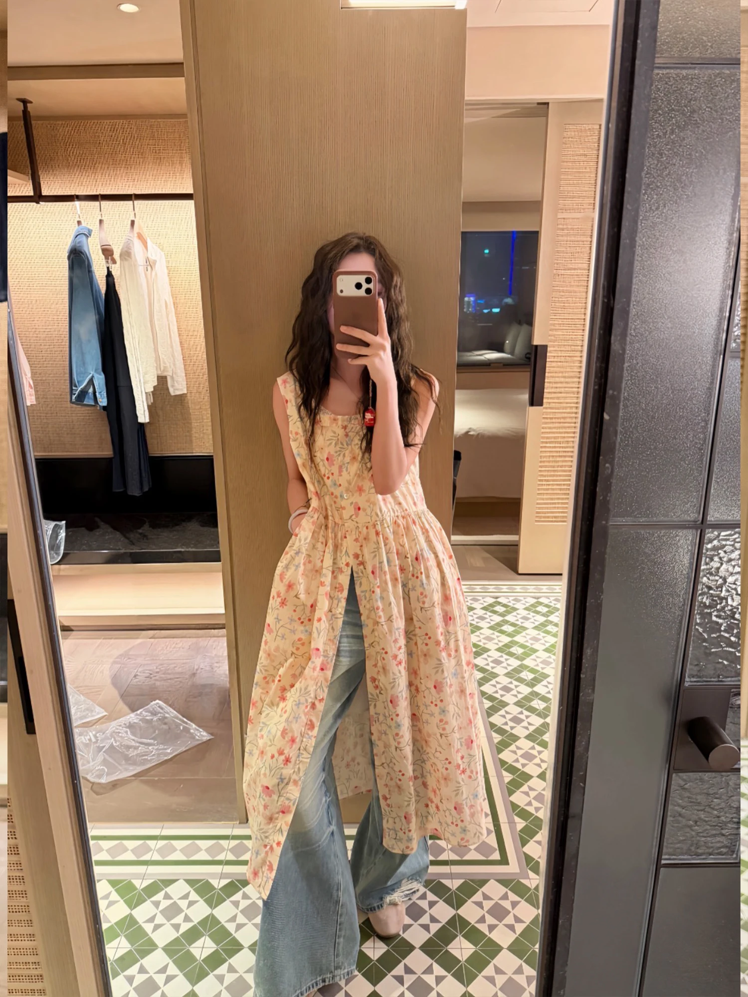 High Quality Floral Print Sleeveless Dress Korean Style Cotton A-Line Skirt for Women City Commuting Spring Season Breathable
High Quality Floral Print Sleeveless Dress Korean Style Cotton A-Line Skirt for Women City Commuting Spring Season Breathable