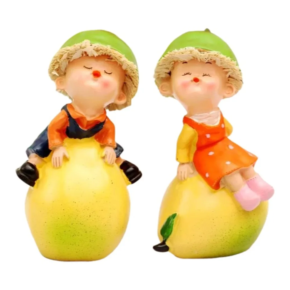 Creative Funny Fruit Doll Statues Resin Decorative Vegetable Statues Cartoon Handmade Garden Decor Figurines Windowsill Display
Creative Funny Fruit Doll Statues Resin Decorative Vegetable Statues Cartoon Handmade Garden Decor Figurines Windowsill Display
