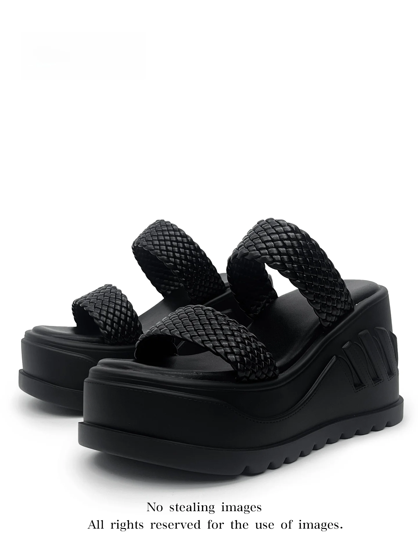 MibVias Gothic Style Women's Flat Woven Sandals Dark Color High-End Feeling Outdoor Wear Slip-On Summer Fashion Clogs
MibVias Gothic Style Women's Flat Woven Sandals Dark Color High-End Feeling Outdoor Wear Slip-On Summer Fashion Clogs