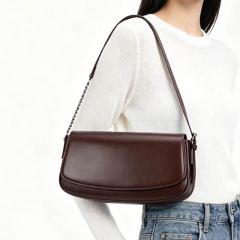 Genuine Cowhide Leather Hobo Bag for Women Smooth Leather Shoulder Crossbody Bag with Silver Chain Strap Daily Messenger Bag
Genuine Cowhide Leather Hobo Bag for Women Smooth Leather Shoulder Crossbody Bag with Silver Chain Strap Daily Messenger Bag