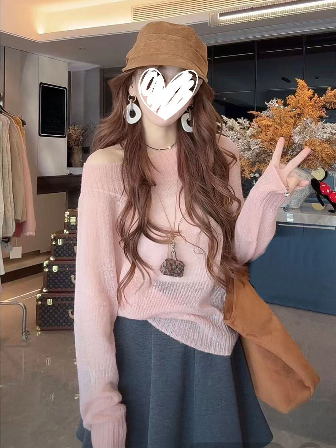 Soft Cozy Shoulder Bared Long Sleeve Knitted Sweater And Short Skirt Set for Women Autumn New Style Gray Color French Style F...
Soft Cozy Shoulder Bared Long Sleeve Knitted Sweater And Short Skirt Set for Women Autumn New Style Gray Color French Style F...