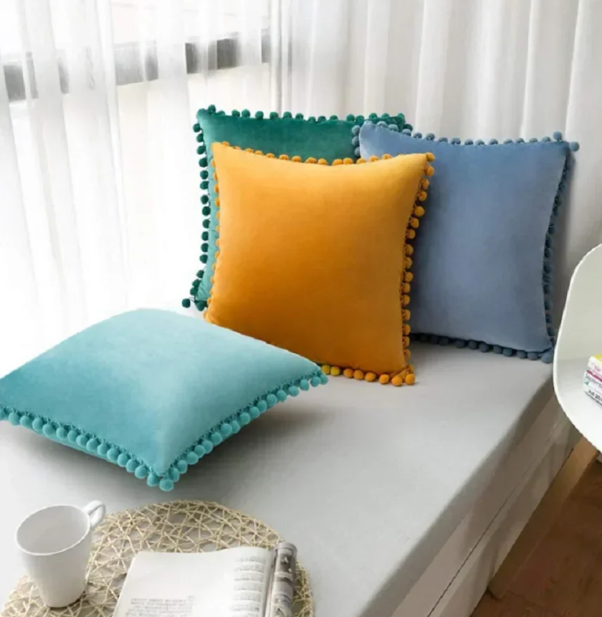 Velvet Cushion Cover with Pompon Home Decoration Sofa Pillowcase Solid Color Drop Ball Plush Car Home Living Room Pillowcase
Velvet Cushion Cover with Pompon Home Decoration Sofa Pillowcase Solid Color Drop Ball Plush Car Home Living Room Pillowcase