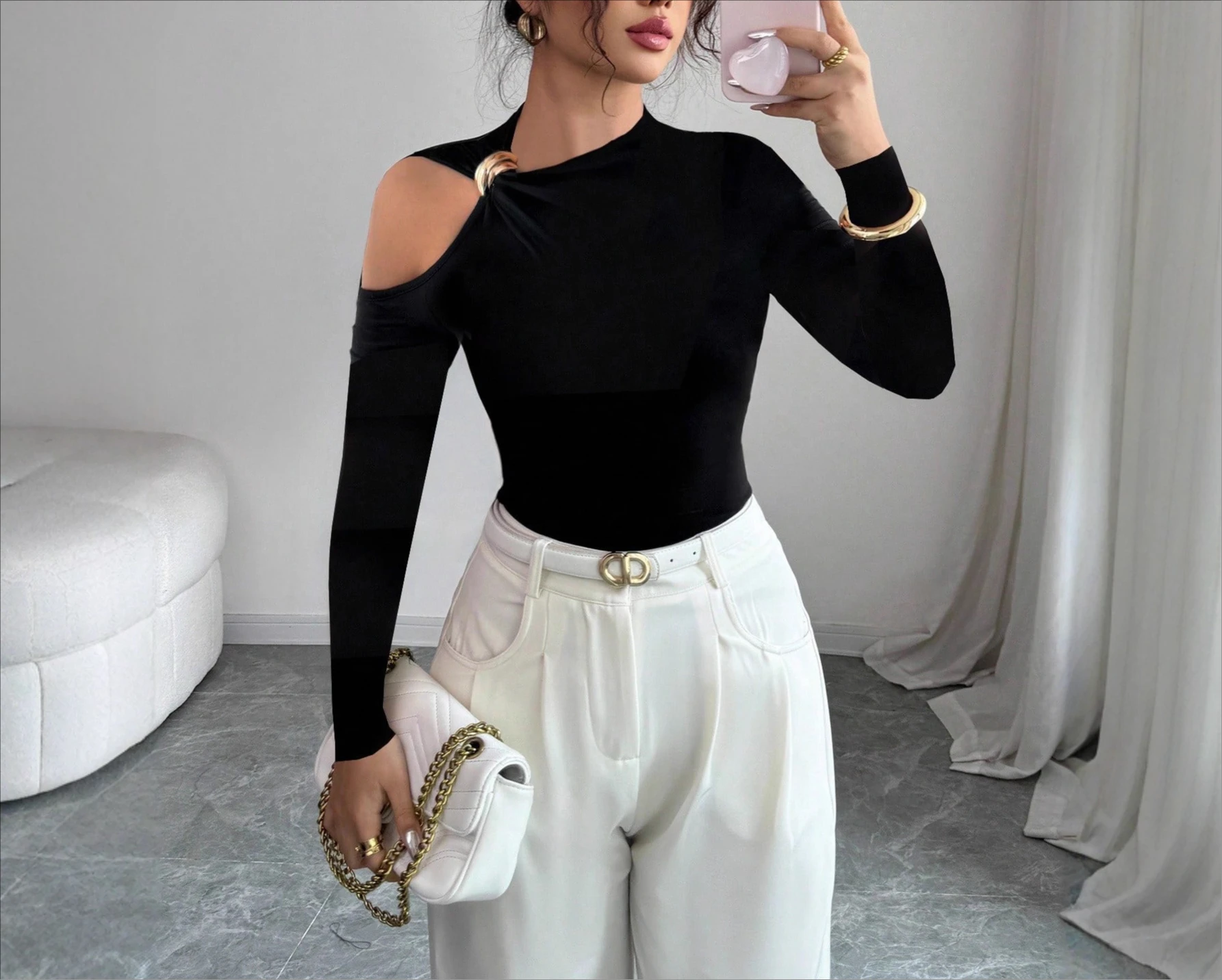 2025 Autumn/Winter New Style Asymmetric Collar One-Shoulder Exposed with Metal Decoration Slim-Fitting and Figure-Flattering Top 
2025 Autumn/Winter New Style Asymmetric Collar One-Shoulder Exposed with Metal Decoration Slim-Fitting and Figure-Flattering Top