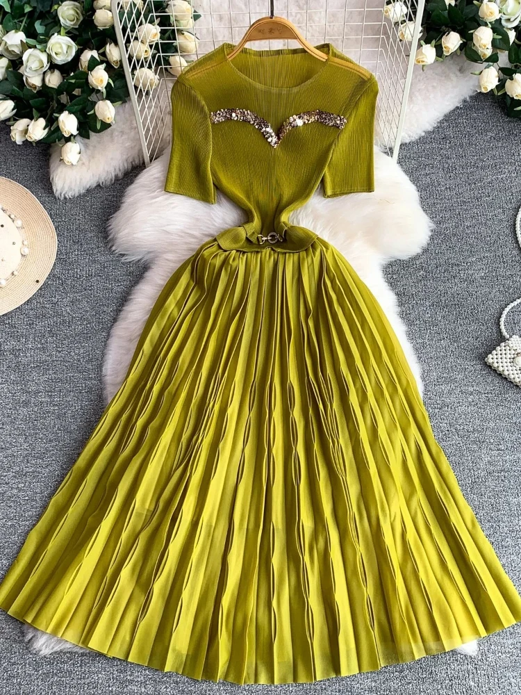 Dress High End Retro Stretchy Ruching Sequins Crew Neck For Women Luxury Waist Cinching Slimming Accordion Pleated Formal Skirt
Dress High End Retro Stretchy Ruching Sequins Crew Neck For Women Luxury Waist Cinching Slimming Accordion Pleated Formal Skirt