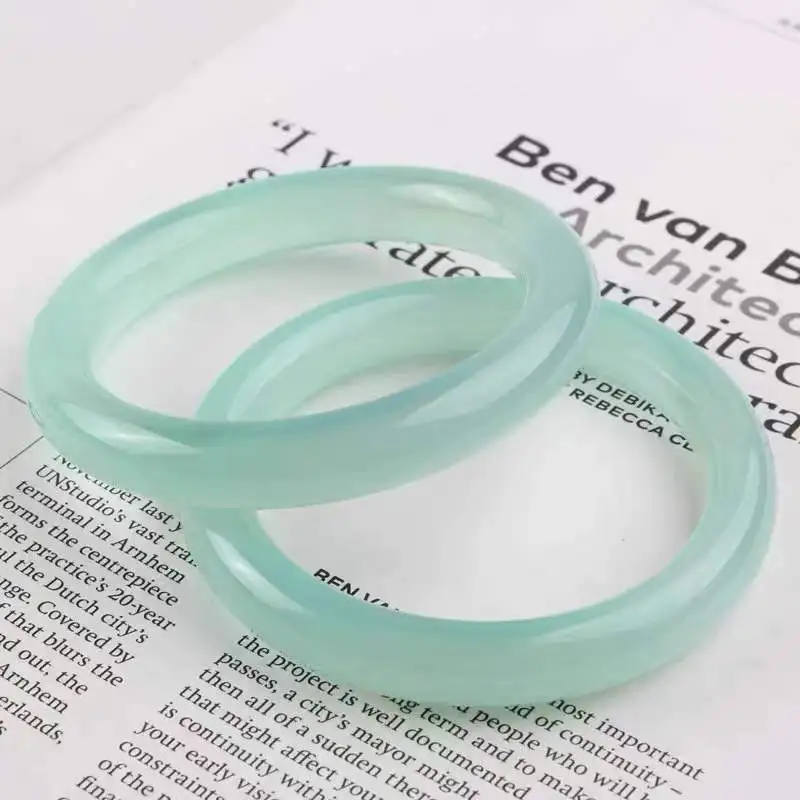 ICE Color Chalcedony Agate Bracelet Beauty Bracelet Girl's round Stripe Azure Water Jade Bracelet
ICE Color Chalcedony Agate Bracelet Beauty Bracelet Girl's round Stripe Azure Water Jade Bracelet