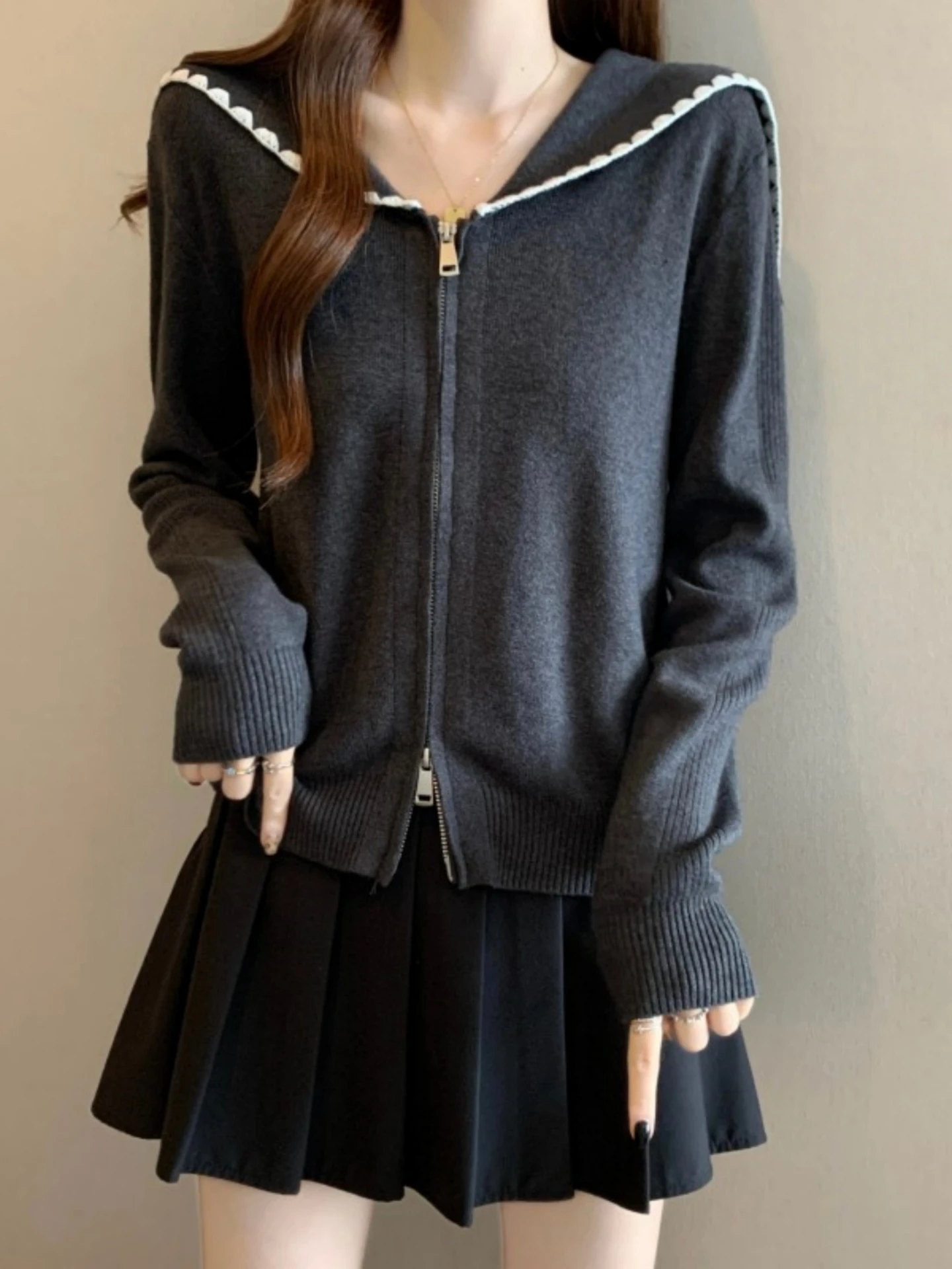 Women's Knitted V-Neck Short Cardigan Sweater Double Zipper Spring Autumn plus Size Fashion Comfortable Commute Style
Women's Knitted V-Neck Short Cardigan Sweater Double Zipper Spring Autumn plus Size Fashion Comfortable Commute Style