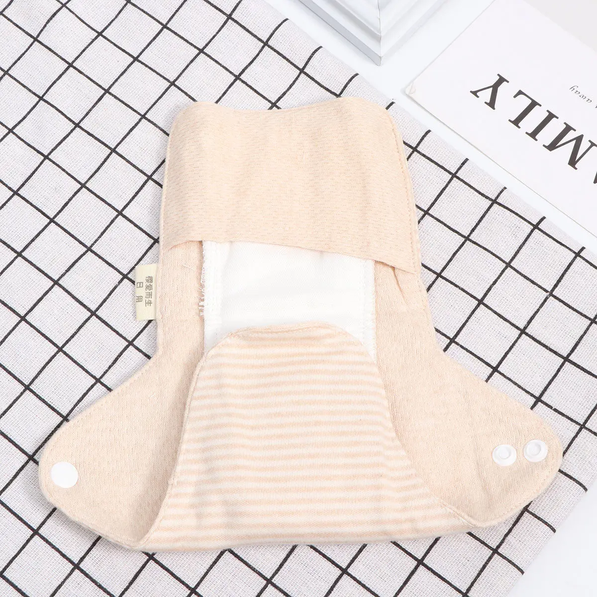 2Pcs Cotton Menstrual Pads Washable Reusable Sanitary Towels Strong Absorbency Prevents Leaks Mama Pads Washable Sanitary Towel
2Pcs Cotton Menstrual Pads Washable Reusable Sanitary Towels Strong Absorbency Prevents Leaks Mama Pads Washable Sanitary Towel