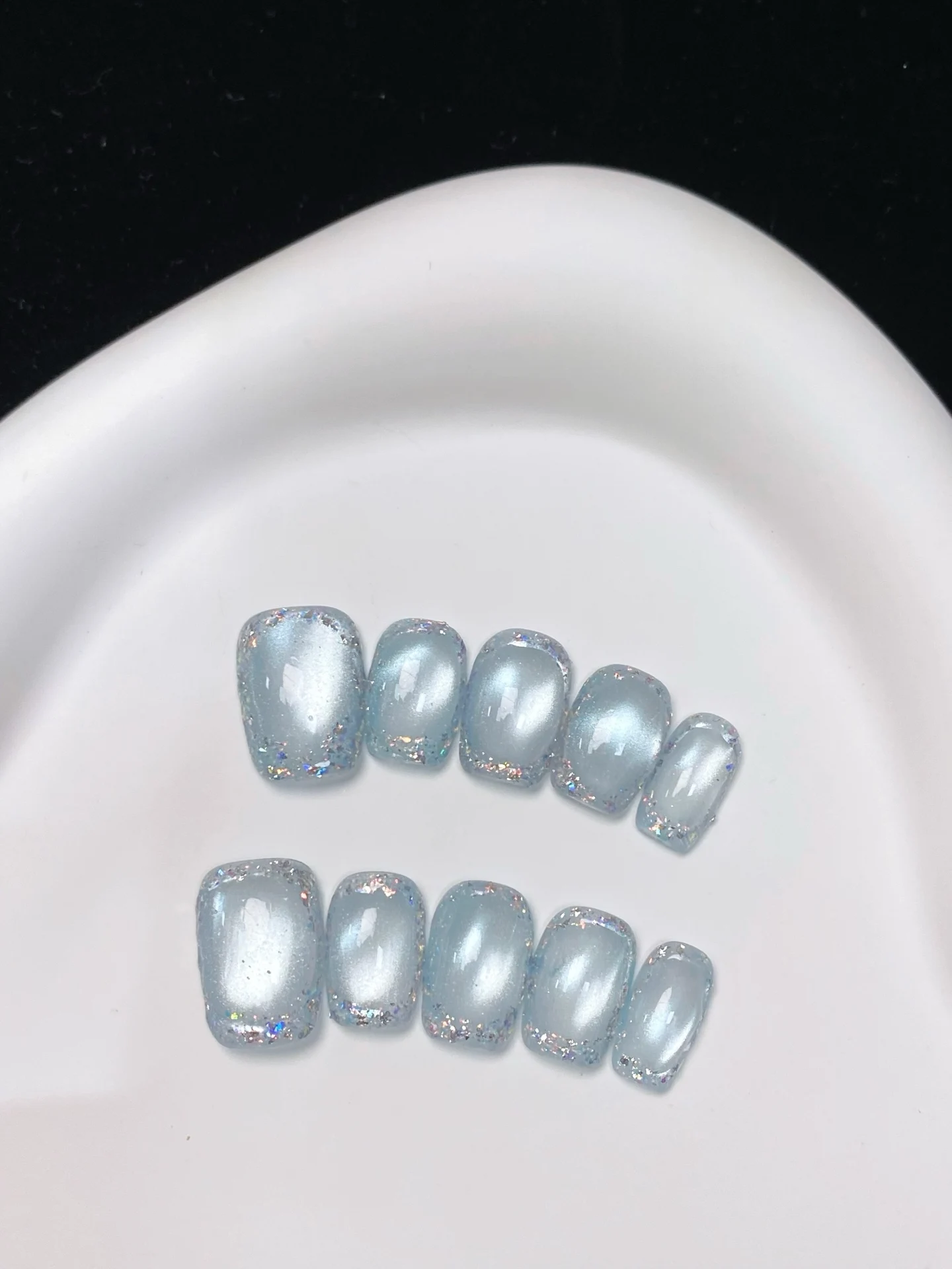 10Pcs Short Handmade Press On Nails Square Pure Color Blue Cat Eye Fake Nails WIth Shiny Sequins False Nail Tips Wearable Girls
10Pcs Short Handmade Press On Nails Square Pure Color Blue Cat Eye Fake Nails WIth Shiny Sequins False Nail Tips Wearable Girls