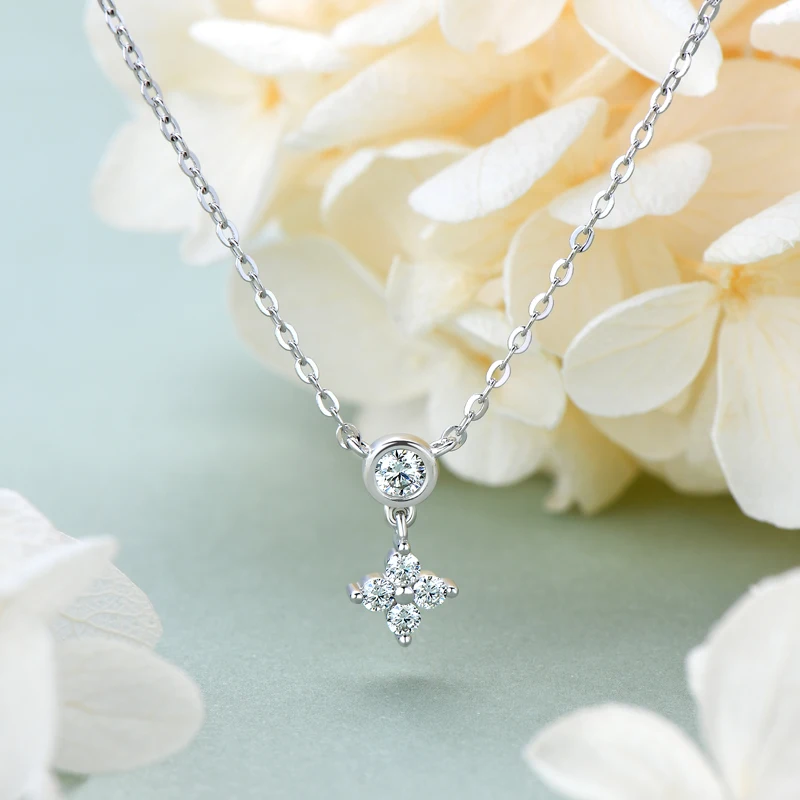 OXTAO D VVS1 Moissanite Necklaces Ladies 925 Sterling Silver Luxury Fine Clavicle Chain Necklace Fine Jewelry Gift Wholesale 
OXTAO D VVS1 Moissanite Necklaces Ladies 925 Sterling Silver Luxury Fine Clavicle Chain Necklace Fine Jewelry Gift Wholesale
