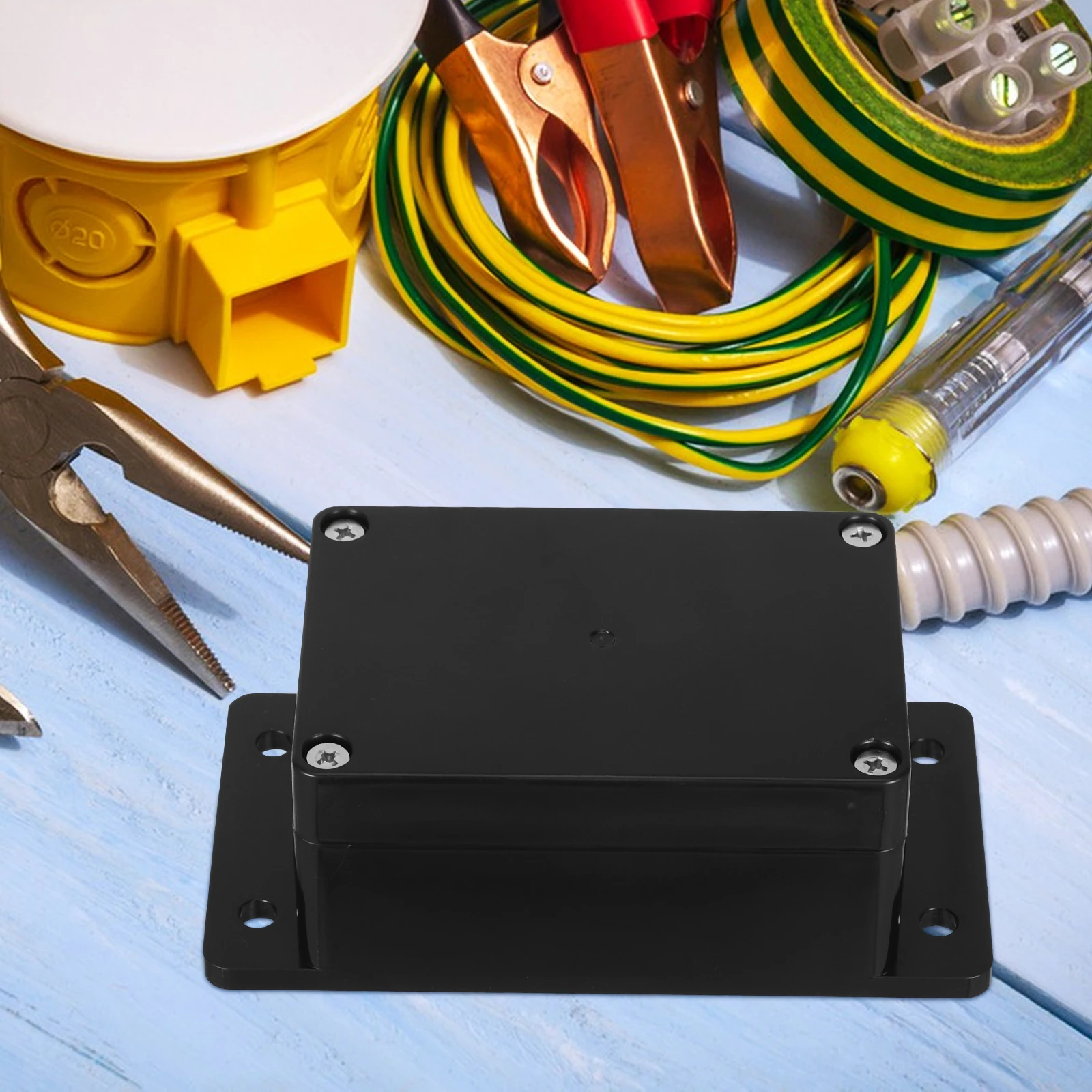 Waterproof Junction Box Electrical Enclosure Outdoor Outlet Protector Extension Cord Cover Durable Plastic Mountable for Home
Waterproof Junction Box Electrical Enclosure Outdoor Outlet Protector Extension Cord Cover Durable Plastic Mountable for Home