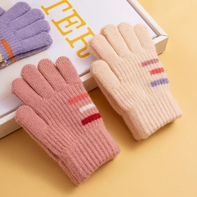 New Wool Striped Warm Gloves for Baby Boys Girls 3-6T Autumn Winter Outdoor 
New Wool Striped Warm Gloves for Baby Boys Girls 3-6T Autumn Winter Outdoor