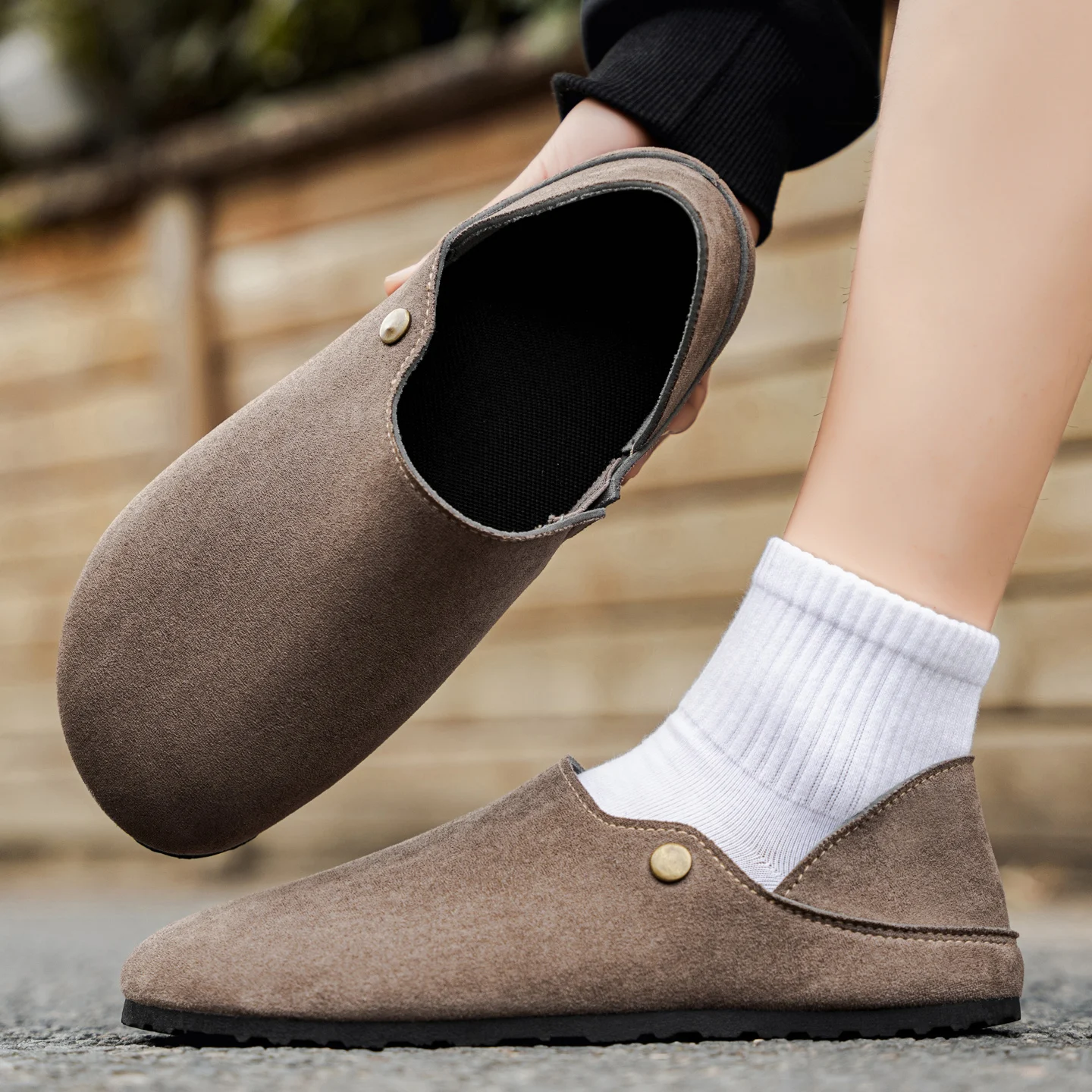 2026 Spring Summer Men Plus Size Breathable Mules, Light Non-slip Couple Loafers Dual Wear Casual Slippers
2026 Spring Summer Men Plus Size Breathable Mules, Light Non-slip Couple Loafers Dual Wear Casual Slippers