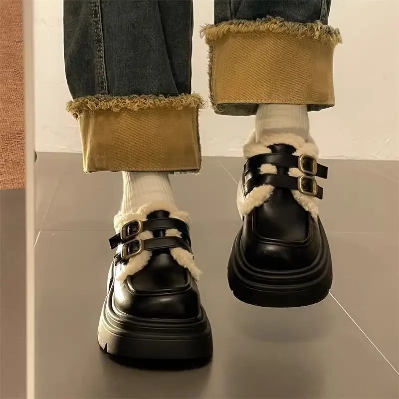 British Style Fleece Lined Mary Janes Women's Shoes Soft Cotton Thick Bottomed Fashion Single Shoes for Autumn Winter
British Style Fleece Lined Mary Janes Women's Shoes Soft Cotton Thick Bottomed Fashion Single Shoes for Autumn Winter