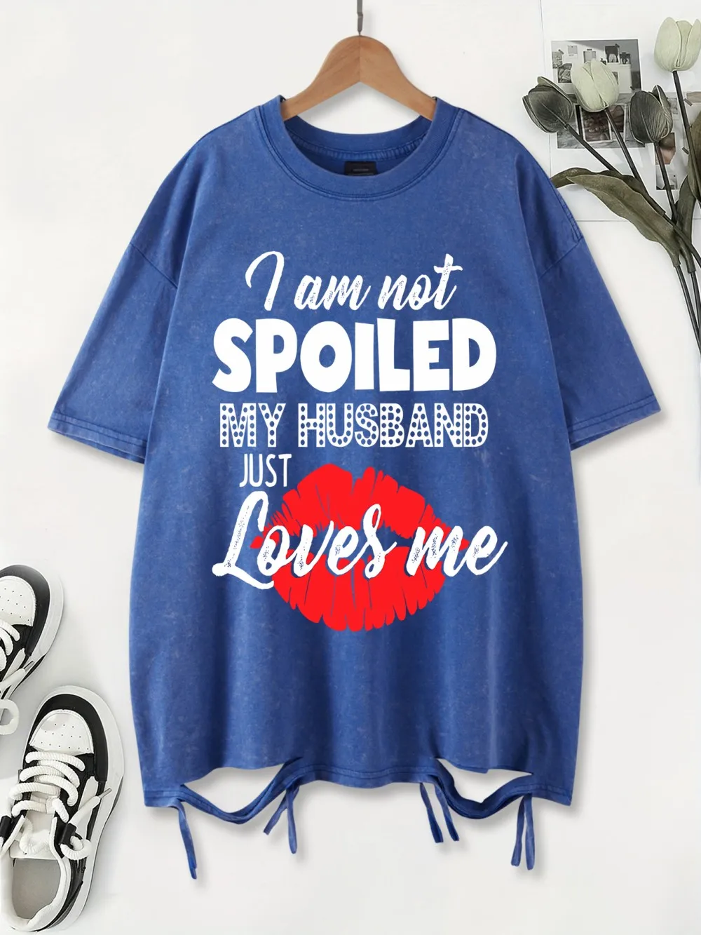 Футболка «I'M Not Spoiled My Husband Just Loves Me» с принтами, женские хлопковые рубашки с круглым вырезом, большие топы, летняя женская одежда
Футболка «I'M Not Spoiled My Husband Just Loves Me» с принтами, женские хлопковые рубашки с круглым вырезом, большие топы, летняя женская одежда