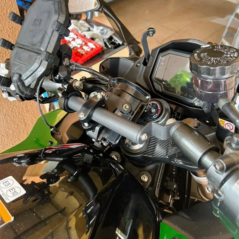 waase For Kawasaki Ninja 1000 1000SX Z1000SX 2011 2012 2013 2014-2023 Mobile Phone GPS Plate Bracket Stand Holder Phone Support
waase For Kawasaki Ninja 1000 1000SX Z1000SX 2011 2012 2013 2014-2023 Mobile Phone GPS Plate Bracket Stand Holder Phone Support