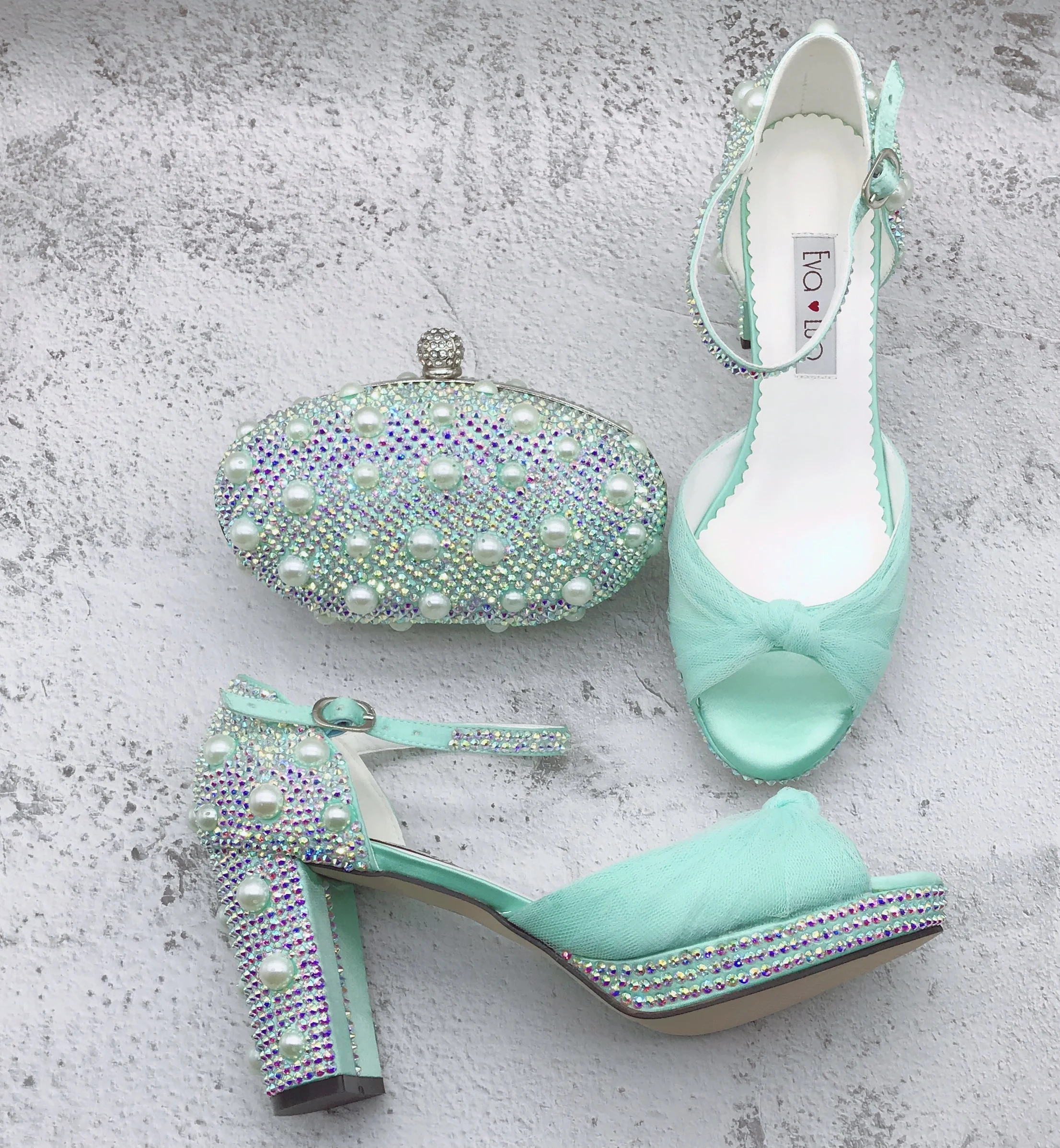 BS1584 Customizable Women Shoes Bridal Wedding Shoes Mint Green Pearl Stones Shoes With Matching Bag Set
BS1584 Customizable Women Shoes Bridal Wedding Shoes Mint Green Pearl Stones Shoes With Matching Bag Set