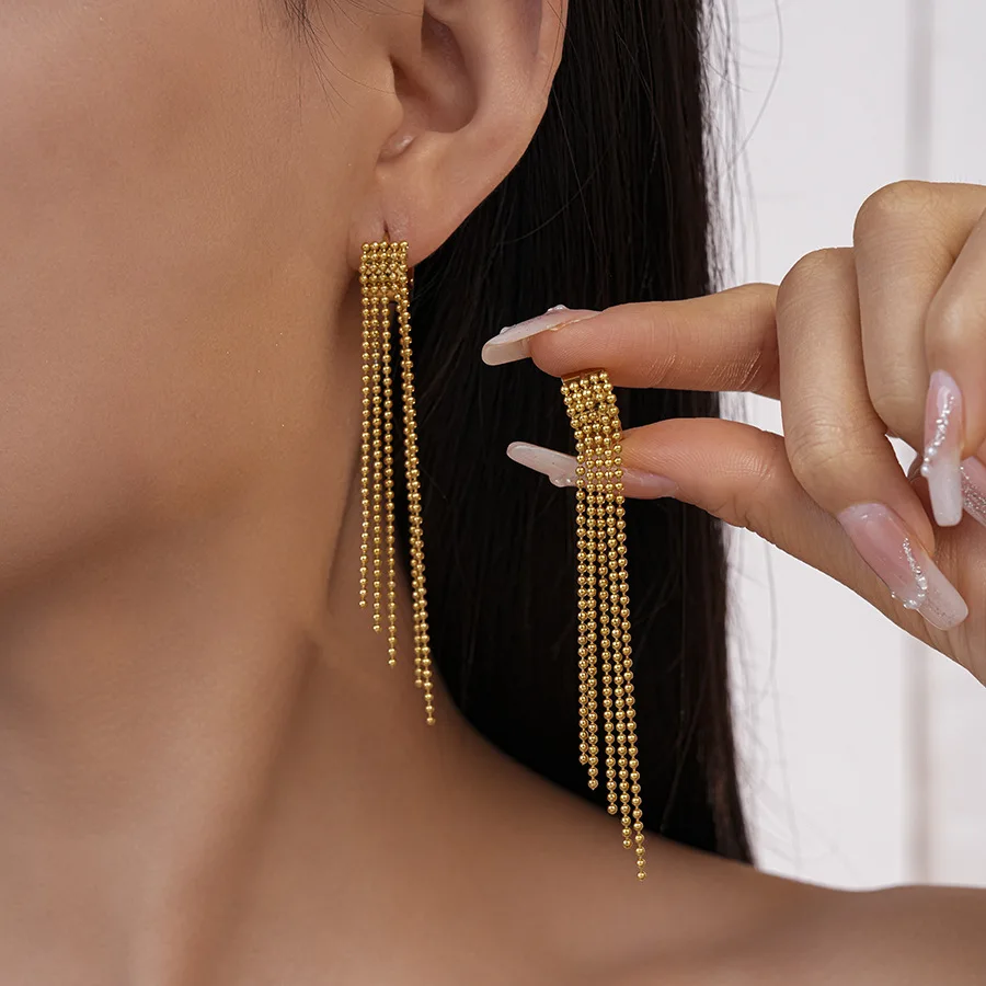 1 Pair of Trendy Stylish Golden Dangle Earrings Long Chain Design Match Daily Outfits Party Accessories Fashionable Stuff
1 Pair of Trendy Stylish Golden Dangle Earrings Long Chain Design Match Daily Outfits Party Accessories Fashionable Stuff