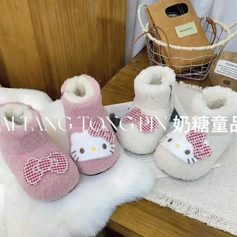 Anime Hello Kitty Children Casual Snow Shoes Girls Cotton Snow Boots Warm Kids Short Boots Winter Cotton Shoes Plush Sneakers
Anime Hello Kitty Children Casual Snow Shoes Girls Cotton Snow Boots Warm Kids Short Boots Winter Cotton Shoes Plush Sneakers