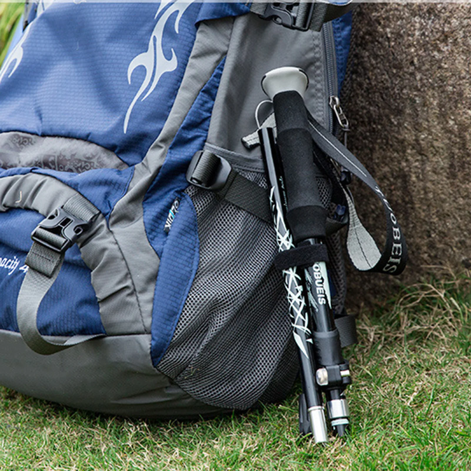 Telescopic Hiking Poles Ultralight Portable Aluminum Alloy Alpenstock Outdoor Camping Hiking Outdoor Anti Slip Trekking Pole
Telescopic Hiking Poles Ultralight Portable Aluminum Alloy Alpenstock Outdoor Camping Hiking Outdoor Anti Slip Trekking Pole