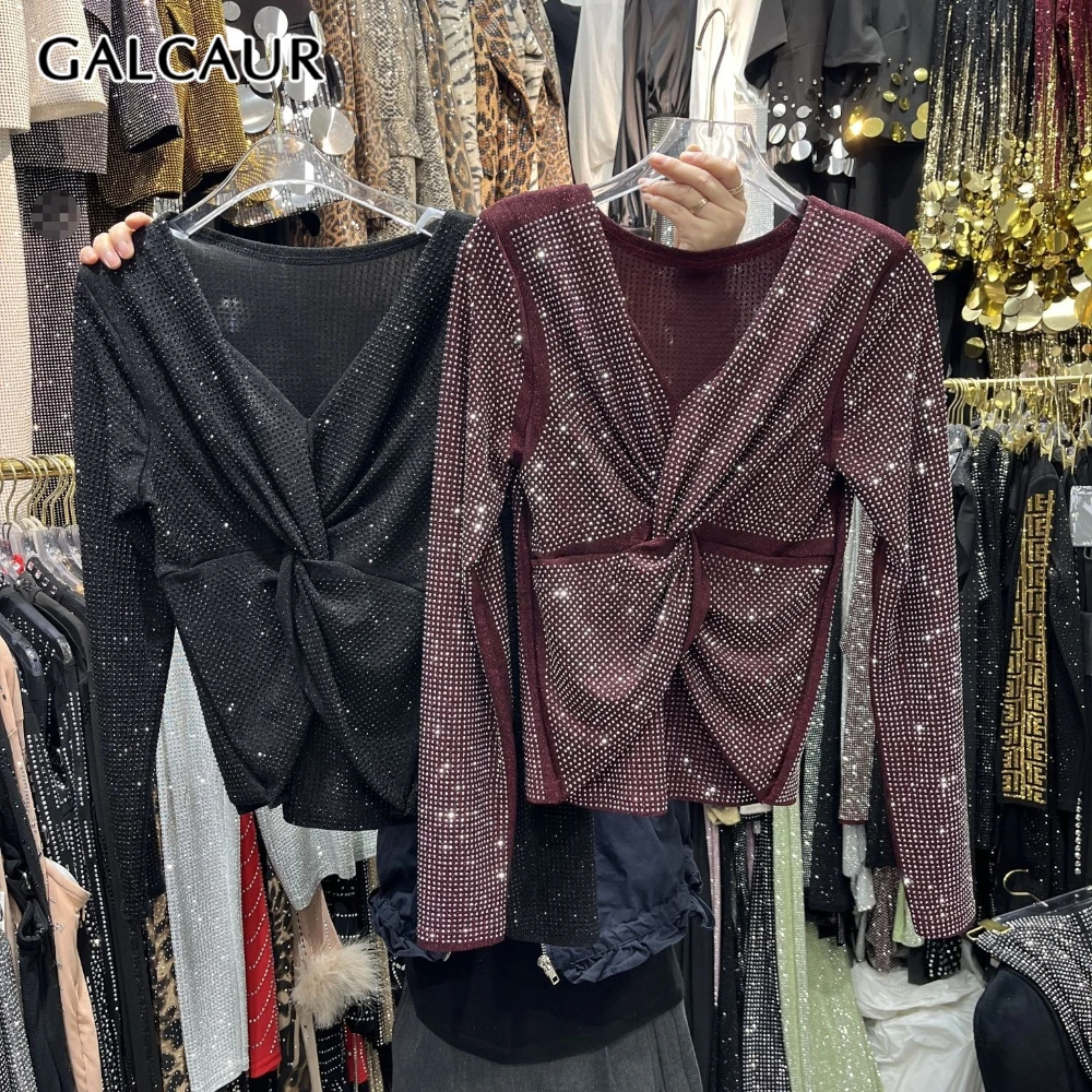 GALCAUR Solid Spliced Diamonds Luxury T Shirt Female V Neck Long Sleeve Loose High End Women's T Shirts Autumn Fashion Style New
GALCAUR Solid Spliced Diamonds Luxury T Shirt Female V Neck Long Sleeve Loose High End Women's T Shirts Autumn Fashion Style New