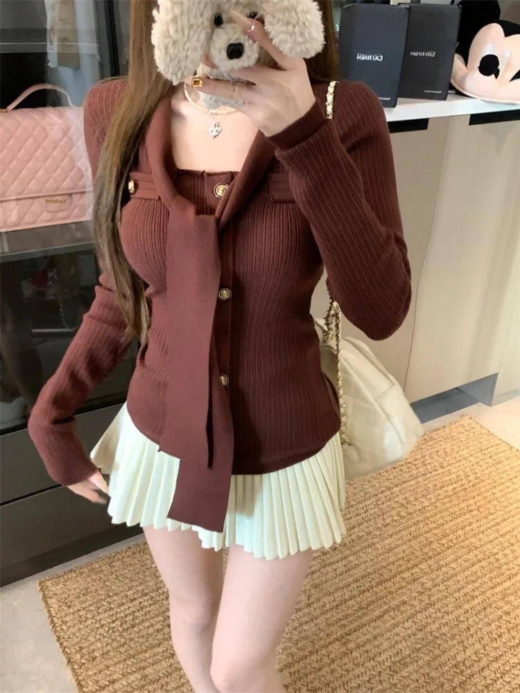 Korean Style Slim Fit V-Neck Knitwear Women's Outerwear Innerwear Belted Winter Fashionable Versatile Long Sleeve Top
Korean Style Slim Fit V-Neck Knitwear Women's Outerwear Innerwear Belted Winter Fashionable Versatile Long Sleeve Top