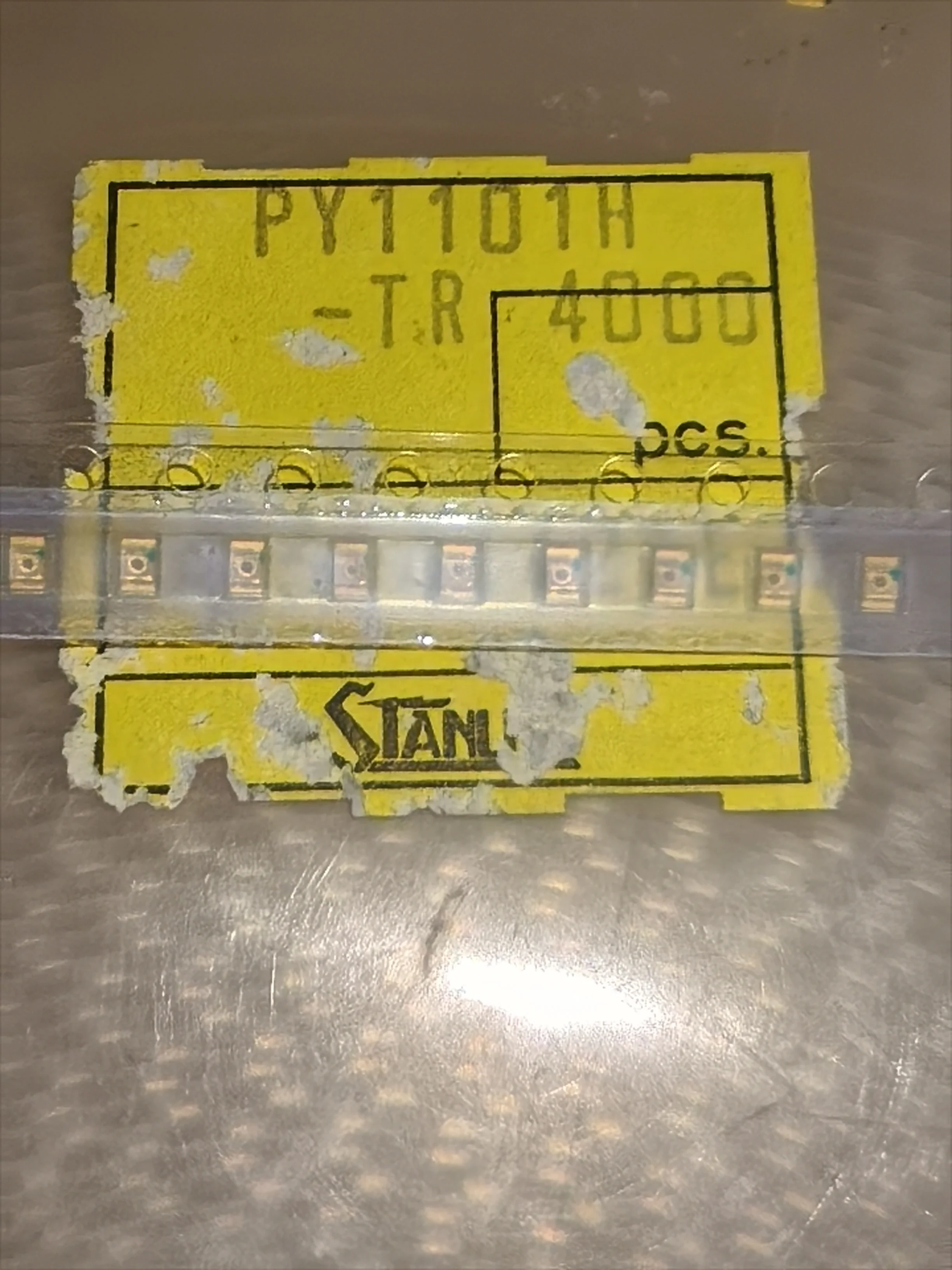 50 шт./PY1101H-TR 0805 (2012) SMD светодиодная подсветка желто-зеленого цвета, индикатор
50 шт./PY1101H-TR 0805 (2012) SMD светодиодная подсветка желто-зеленого цвета, индикатор