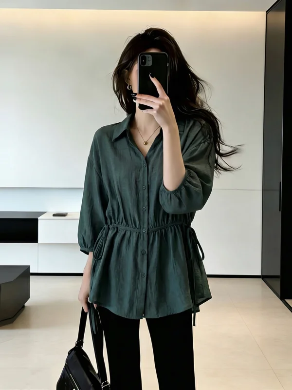 Elegant Green V-Neck Short Sleeve Shirt Women's plus Size Mid-Length Waist-Cinching Top Korean Style Commute Fashion
Elegant Green V-Neck Short Sleeve Shirt Women's plus Size Mid-Length Waist-Cinching Top Korean Style Commute Fashion
