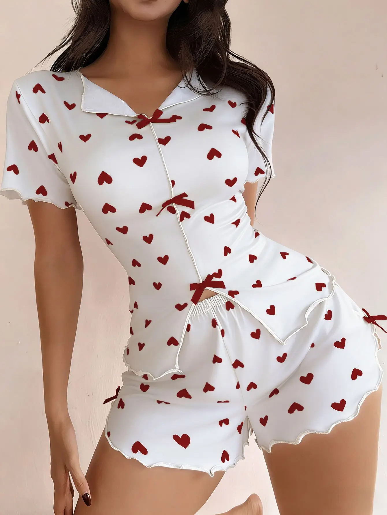 Summer New Women's Pajama Two piece Set with Love Print Collar Elastic Slim Short Sleeve Shorts Home Clothes Pajama Set
Summer New Women's Pajama Two piece Set with Love Print Collar Elastic Slim Short Sleeve Shorts Home Clothes Pajama Set