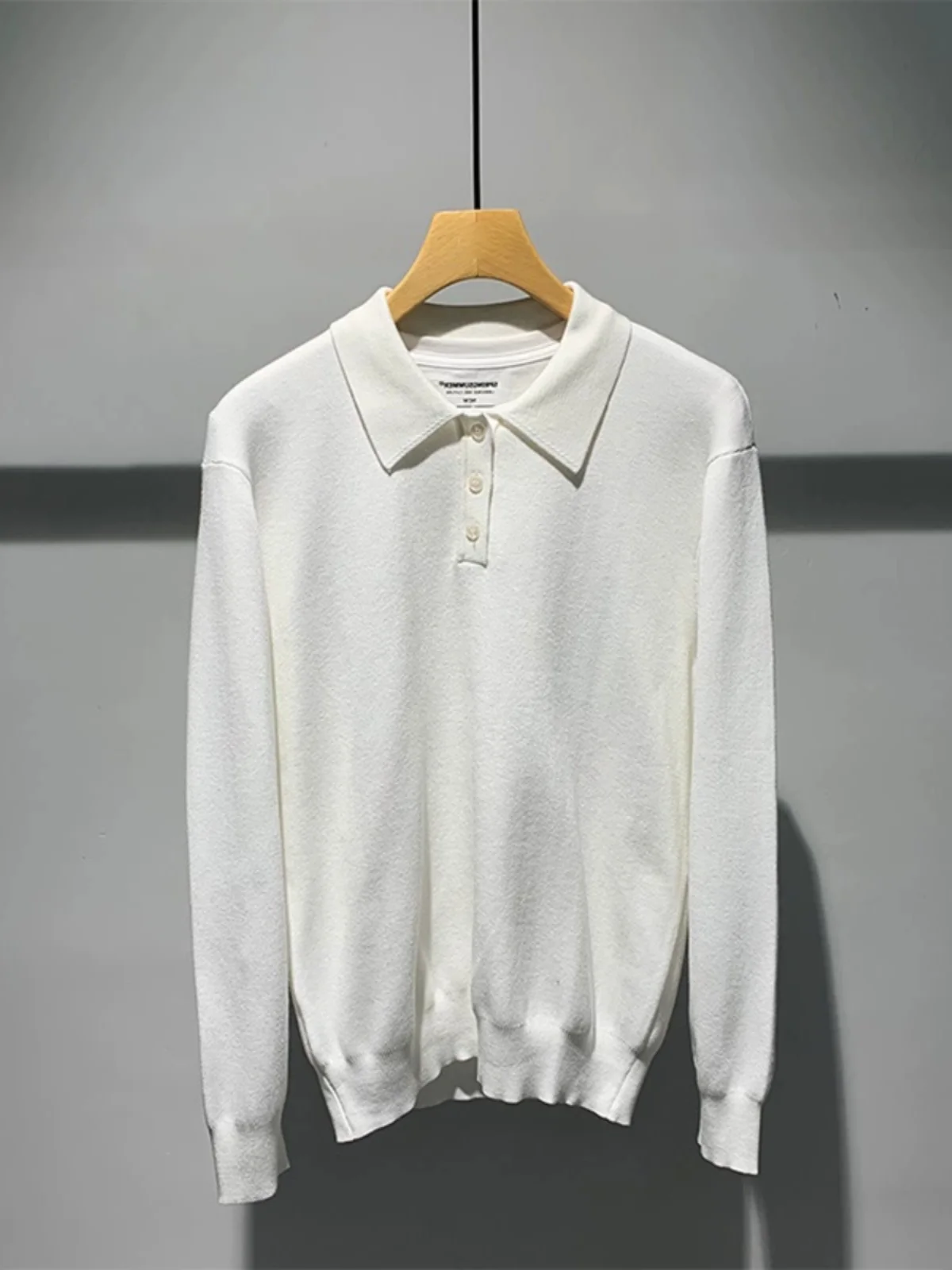 Мужской свитер на осень-зиму с отложным воротником, приталенный, однотонный, вязаный, молодежный, с длинным рукавом
Мужской свитер на осень-зиму с отложным воротником, приталенный, однотонный, вязаный, молодежный, с длинным рукавом