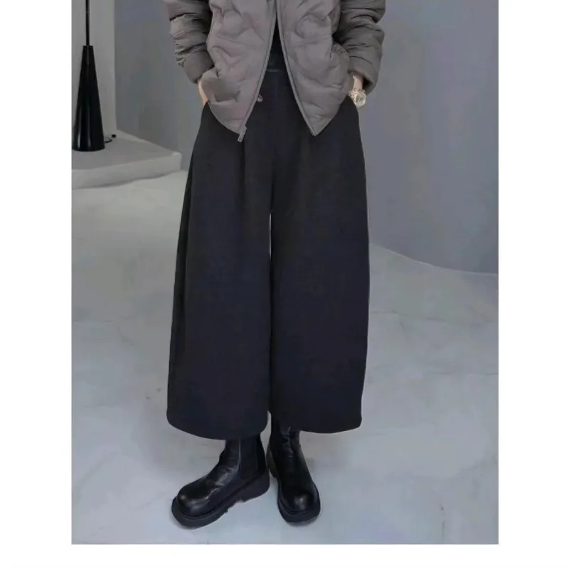 Autumn Winter Casual Office Lady Solid Color Wide Leg Women Fashion High Waist Appear Thin Suit Pants All-match Cropped pants
Autumn Winter Casual Office Lady Solid Color Wide Leg Women Fashion High Waist Appear Thin Suit Pants All-match Cropped pants