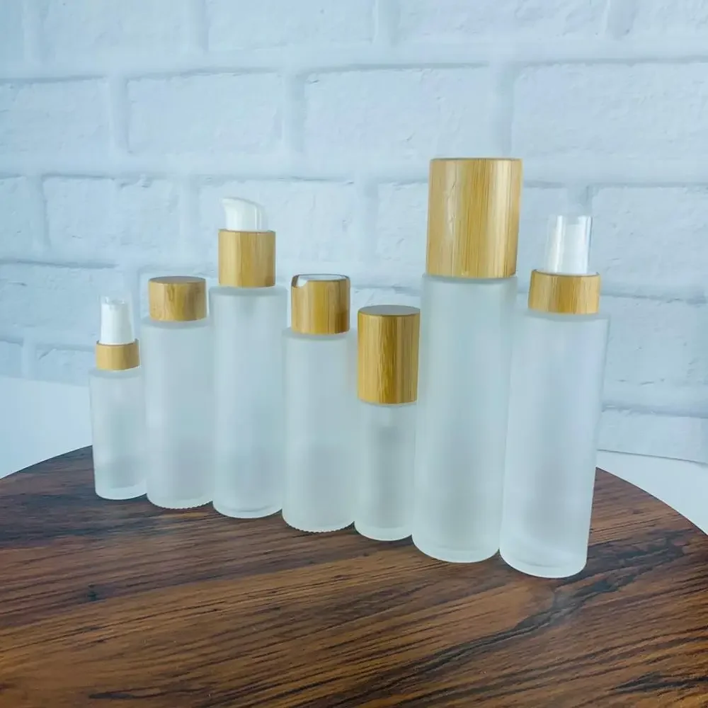 Luxury Cosmetic Packaging bottle glass refillable perfume bottle lotion bottles with pump household Hydrating spray Bottles
Luxury Cosmetic Packaging bottle glass refillable perfume bottle lotion bottles with pump household Hydrating spray Bottles