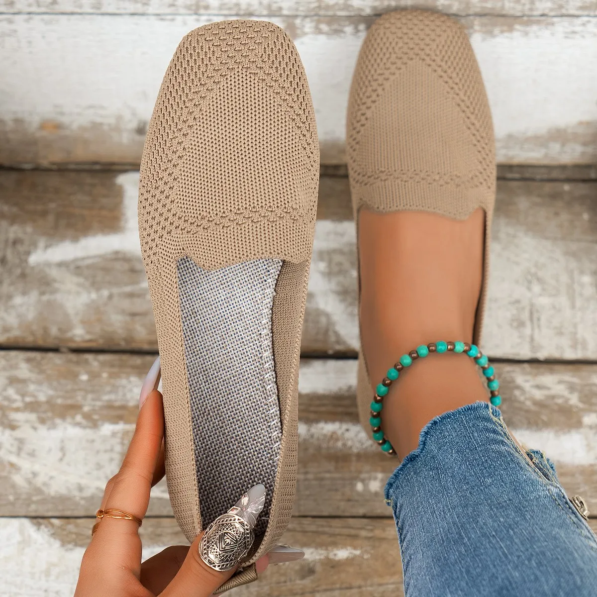 New Outwear Solid Color Oversized Shallow Cut Shoe Women's Knitted Soft Bottom Knit Ballet Flats Shoes Casual Slip on Boat Shoes
New Outwear Solid Color Oversized Shallow Cut Shoe Women's Knitted Soft Bottom Knit Ballet Flats Shoes Casual Slip on Boat Shoes