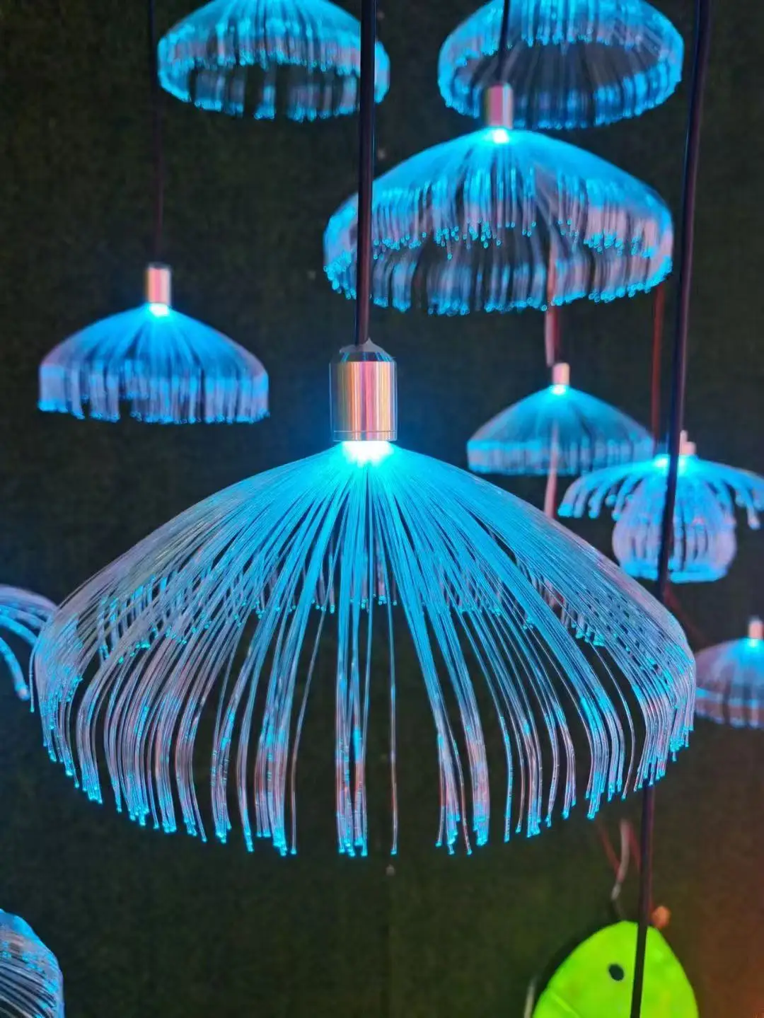 LED optical fiber color changing light bar atmosphere chandelie jellyfish outdoor waterproof decoration
LED optical fiber color changing light bar atmosphere chandelie jellyfish outdoor waterproof decoration
