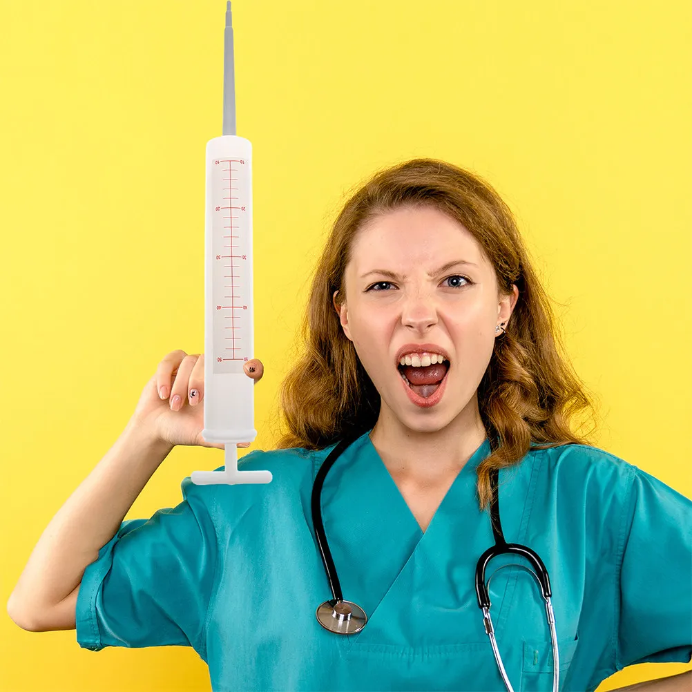 3Pcs Eyecatching Oversized Syringe Prop Reusable Easy Clean Simulation Injector for Nurse Doctor Halloween Costume Themed Party
3Pcs Eyecatching Oversized Syringe Prop Reusable Easy Clean Simulation Injector for Nurse Doctor Halloween Costume Themed Party