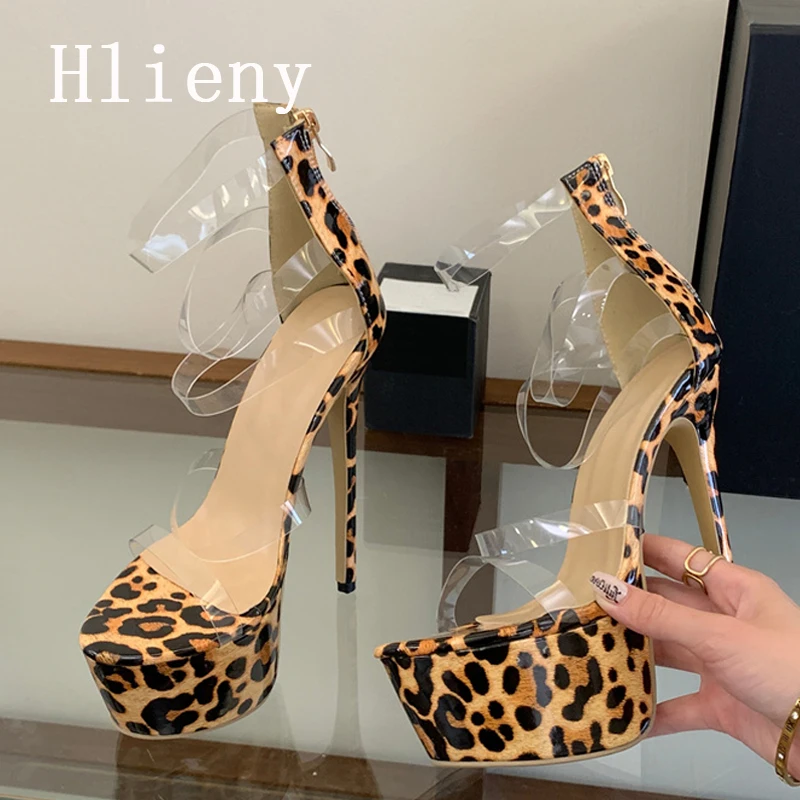 Hlieny Fashion Transparent PVC Open Toe Platform Sandals Women High Heels Ladies Summer Sexy Leopard Print Party Nightclub Shoes
Hlieny Fashion Transparent PVC Open Toe Platform Sandals Women High Heels Ladies Summer Sexy Leopard Print Party Nightclub Shoes