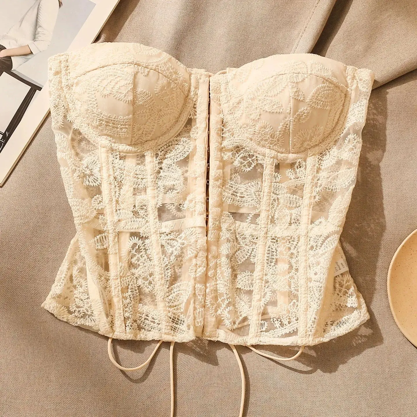 Абрикосовые кружевные сетчатые корсеты Топ Сексуальная кружевная майка без рукавов Y2k Одежда Летняя женская мода Вечерние топы на бретелях Тонкий формирователь жилета
Абрикосовые кружевные сетчатые корсеты Топ Сексуальная кружевная майка без рукавов Y2k Одежда Летняя женская мода Вечерние топы на бретелях Тонкий формирователь жилета